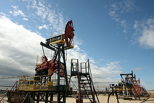 Россия с октября сократила добычу нефти на 160 тысяч баррелей в сутки