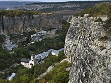 "Некурортные" лидеры: ТОП туристических направлений Крыма в разгар осени