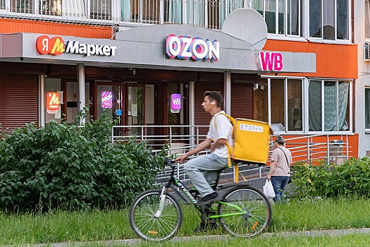 Пункты выдачи заказов и дарксторы в жилых домах снова предложили запретить