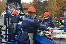 В Тюмени водители мусоровозов со всего УрФО продемонстрировали  свое мастерство