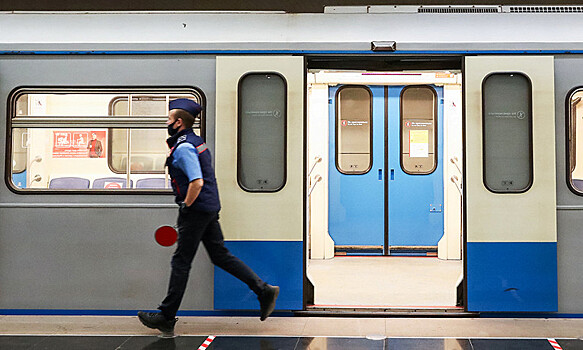 Житель Подмосковья справил нужду в метро за полмиллиона рублей