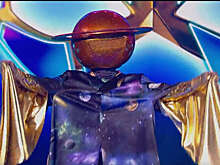 Митя Фомин скрывался в костюме Сатурна на шоу "Маска. Танцы"