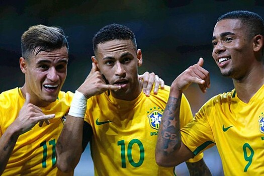 Сборную Бразилии в Сочи встретили иллюминацией флага на телебашне