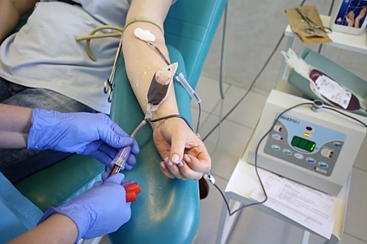 Волгоградскому спасателю с 80% поражения легких ищут антиковидную плазму