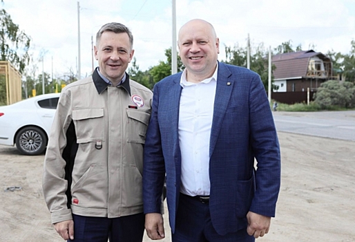 Мэр Сергей Шелест запустил линию освещения на Воровского, построенную силами «Омскэлектро»