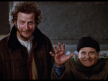 Как сейчас выглядят бандиты из фильма «Один дома»?