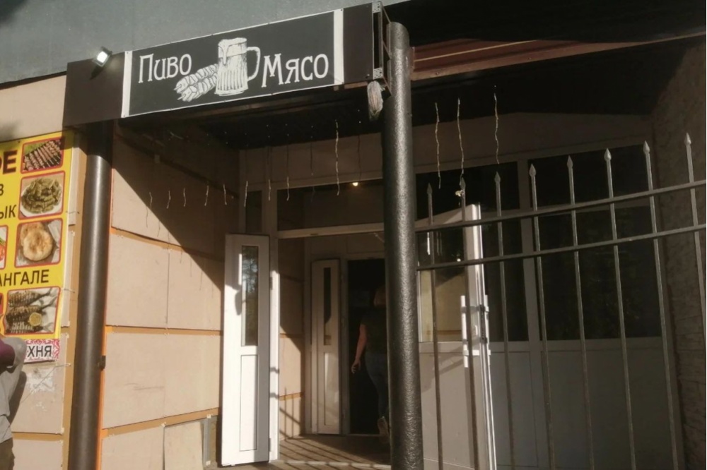 В Перми хотят закрыть кафе, рядом с которым нашли насаженное на забор тело девушки