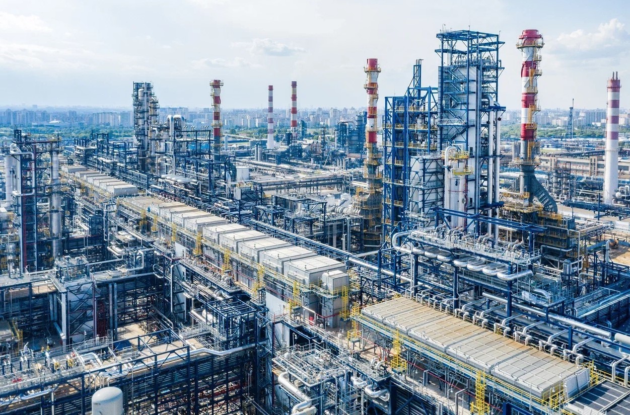Московскому нефтеперерабатывающему заводу исполнилось 85 лет