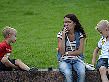 Родителей курящих школьников захотели штрафовать