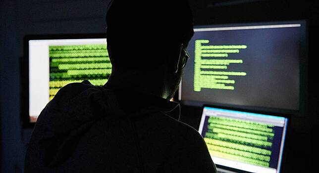 Названы четыре главные причины атак кибермошенников на россиян