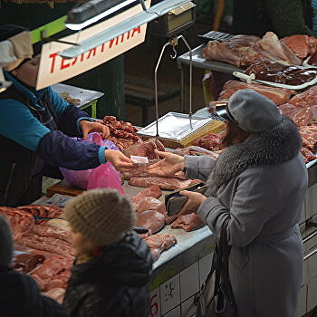 Продукты в ЛНР существенно дешевле, чем на Украине - Минпромторг