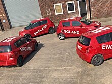Девять Suzuki Swift, от футбольного клуба Top Gear, проданы по разумной цене