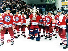 Глава профсоюза и добытчик нефти. Что стало с чемпионами «Локомотива»-2002?
