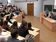 Студенты Самарского политеха пообщались с Героем России и участником спецоперации