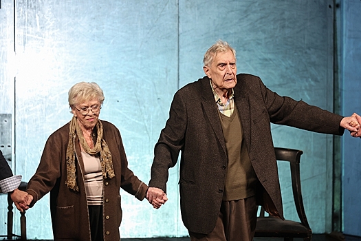 Басилашвили объявил об уходе Фрейндлих