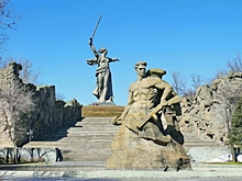 Впервые за полвека: В Волгограде обновляют парк у подножия Мамаева кургана