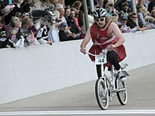 Защитные шлемы не связаны с мужским облысением