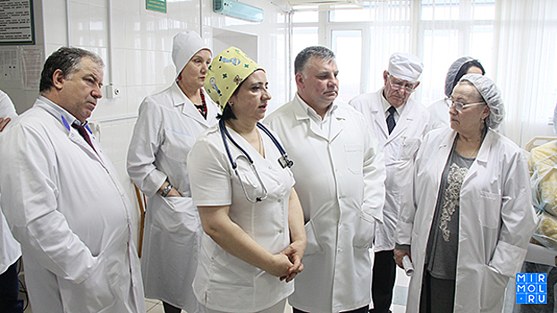 Десант врачей в Дагестане: санкт-петербургские специалисты посетили центр «Мама Патимат» и Детскую республиканскую клиническую больницу