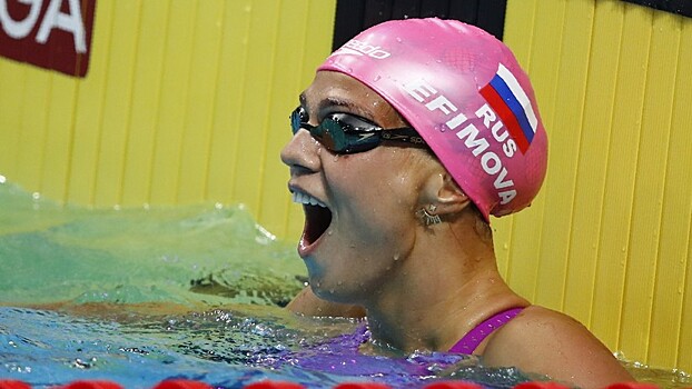 Россиянка Ефимова против американки Кинг в борьбе за золото ЧМ по водным видам спорта