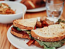 Врач раскрыла, какой завтрак ускорит старение