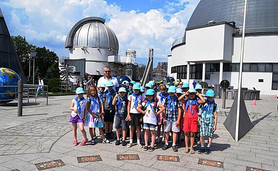 Юные жители Отрадного побывали на экскурсии в Московском планетарии