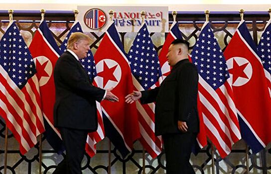 Трамп и Ким Чен Ын завершили встречу тет-а-тет