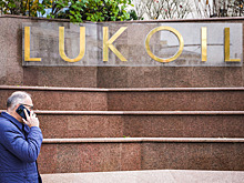 Выяснилось, что Леонид Федун продал свою долю в ЛУКОЙЛе на фоне санкций США