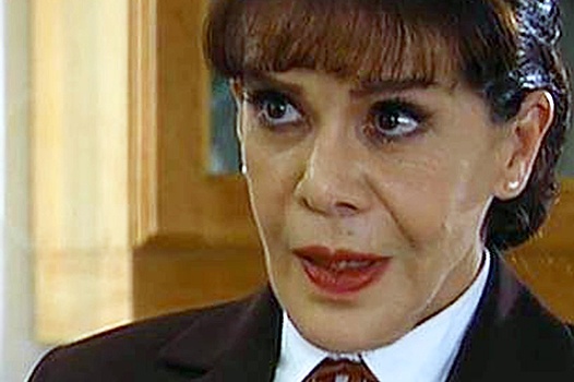 Умерла ставшая бездомной актриса-злодейка из «Дикой Розы» Рената Флорес