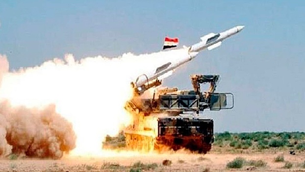 СМИ: сирийские ПВО отражают ракетную атаку над Дамаском