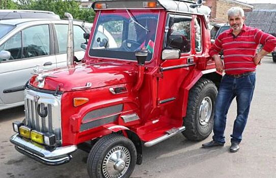 Житель Армении собрал трактор из деталей 15 машин