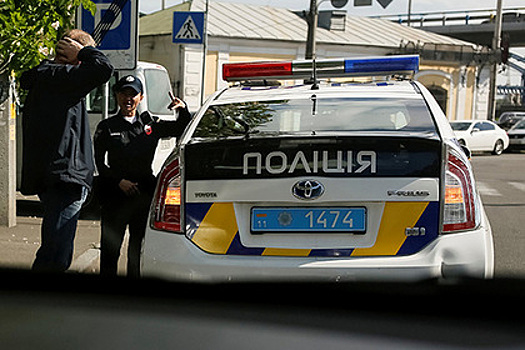 Поляки приехали на Украину, потребовали местных женщин и избили украинцев