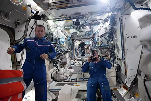 Российские космонавты напечатали первую деталь на 3D-принтере в космосе