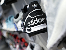 Adidas закроет около 200 магазинов в России