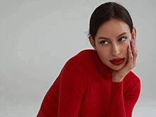 Беременная Валентина Иванова опубликовала умилительные фото с большим животом в нежно-розовом платье