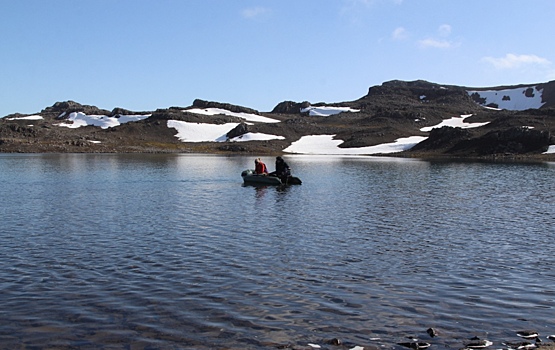 В России впервые оценили возраст отложений озера Китеж в Антарктиде