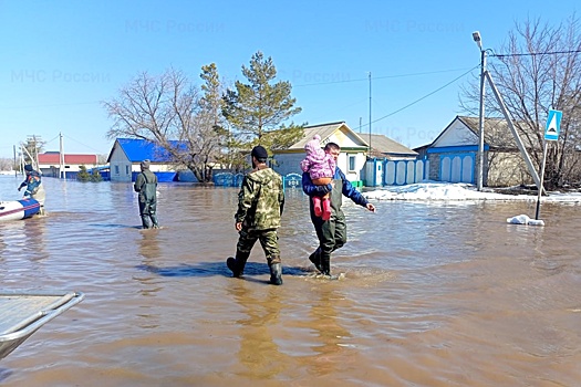 Губернатор: Пик паводка в Ишиме ожидается к ночи