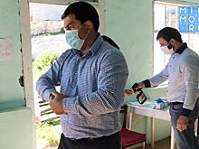 Глава Гумбетовского района Хаджимурад Магомедов посетил избирательные участки муниципалитета