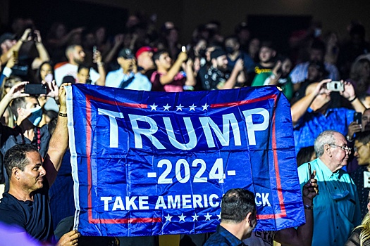 Fox News: Трамп пообещал крупнейшую депортацию мигрантов в случае победы на выборах