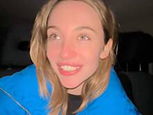 Российская блогерша потеряла бюстгальтер во время прогулки