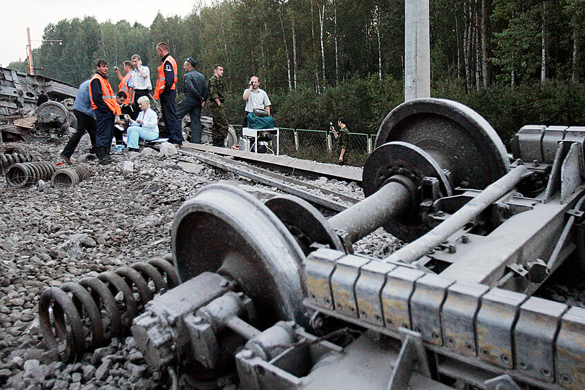 В августе 2007-го в аварию в результате подрыва рельсов попал поезд «Невский экспресс»