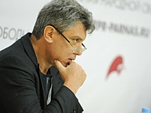 Андрей Караулов раскрыл вероятное происхождение богатства политика Бориса Немцова