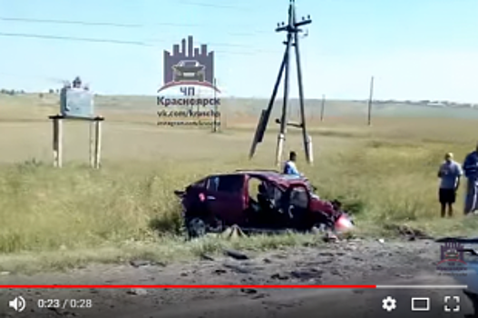 В тяжелой аварии под Красноярском погибла женщина, двое мужчин в больнице