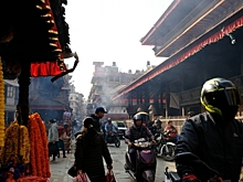 Десятки погибших и сотни раненых: чем обернулась борьба за соцсети в Непале