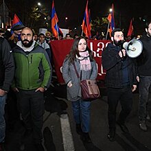 «Поможет лишь проверенный советский»: армянская оппозиция определилась с премьером