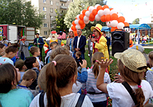 Во Владимире на Казарменной открыли детскую площадку — в перспективе ещё 20