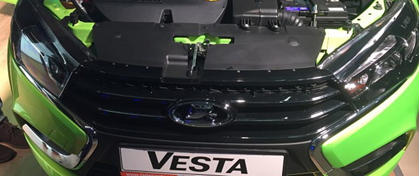 АвтоВАЗ отзывает в России порядка 90 тысяч автомобилей Lada Xray и Vesta