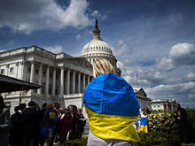 Турецкий историк Перинчек: наступает период, когда США сдадут Украину
