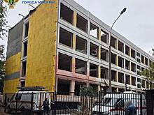 Все экстренные службы прибыли на место обрушения бетонных плит в Москве