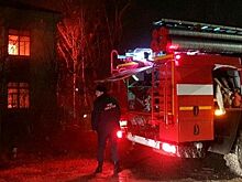 В Нижнегорском районе Крыма сгорело двухэтажное деревянное здание