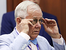 Американский миллионер призвал не надеяться на отмену санкций США